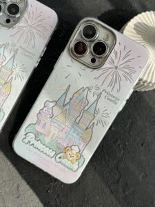 قاب موبایل آیفون دیزنی لند - تصویر 3