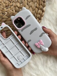 قاب موبایل آیفون گربه سیلیکونی دم پاپیون دار - تصویر 2