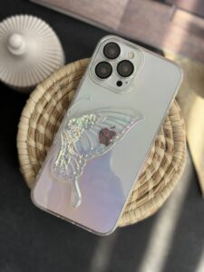 قاب موبایل آیفون پروانه هلوگرامی تک بال بیرنگ