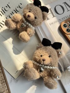 کاور ایرپاد خرس گردنبند مرواریدی - تصویر 3