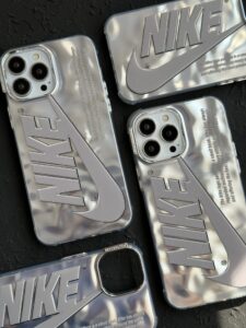 قاب موبایل آیفون نایک کرومی برجسته - تصویر 2