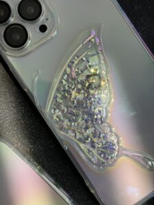 قاب موبایل آیفون پروانه هلوگرامی تک بال بیرنگ - تصویر 3