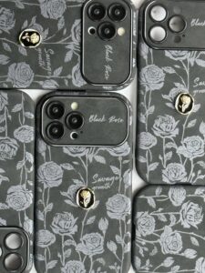 قاب موبایل آیفون گل رز دارک نایت - تصویر 2