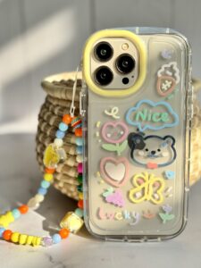 قاب موبایل آیفون خرس و پروانه نقاشی + بندست کوتاه