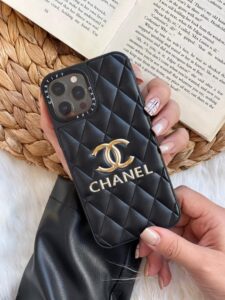 قاب موبایل آیفون شنل چرمی لوگو فلزی