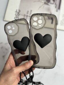 قاب موبایل آیفون تک قلب مشکی دودی + بندست قلبی ( 3004 ) - تصویر 2