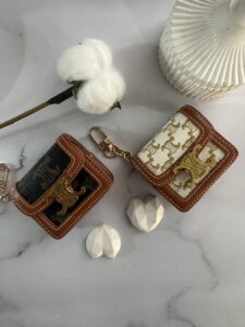 کاور ایرپاد کلین چرمی قفل فلزی