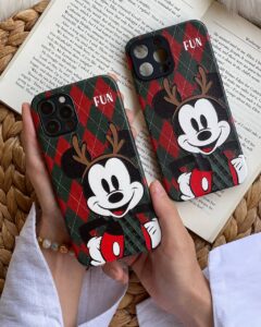 قاب موبایل آیفون میکی موس فان شاخدار چهارخونه سبز و زرشکی محافظ لنزدار - تصویر 2
