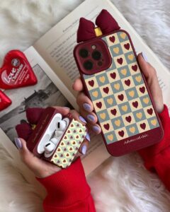 قاب موبایل آیفون استایلیش پاپیون زرشکی - تصویر 3