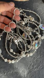 بند و آویز نگین انگشتری درشت پاپیون نقره ای - تصویر 2