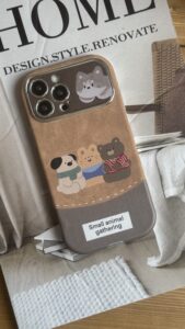 قاب موبایل آیفون مزرعه حیوانات قهوه ای دورنگ سنگشور - تصویر 3