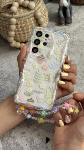 قاب موبایل ( آیفون - سامسونگ ) گل سرخس بلوط + بندست بابونه