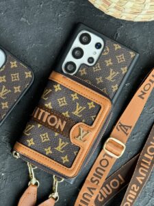 قاب موبایل سامسونگ لویی ویتون بگی والت جاکارتی - تصویر 2
