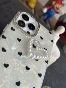 قاب موبایل آیفون قلب ریز خال خالی صدفی - تصویر 2