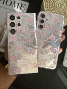 قاب موبایل آیفون پاپیون شاینی صورتی نگین برجسته - تصویر 2