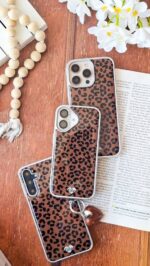 قاب گوشی موبایل پلنگی قهوه ای با آویز قلبی (کد my0165) - Image 2