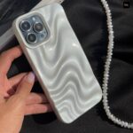 قاب گوشی موبایل صدفي اكليلي موجدار / Minimal shining pearl case (کد my0236) - Image 3