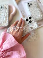 قاب گوشی موبایل گل های صورتی مینیمال با دستبند (کد my0267) - Image 3