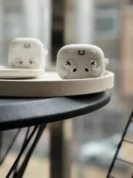 کاور ایرپاد سیلیکونی Airpods in Hands (کدa0122) - Image 6