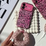 قاب گوشی موبایل آیفون كلاسيك پلنگي صورتی با آويز / Classic Leo Pink +pendant (کد my0321) - Image 2